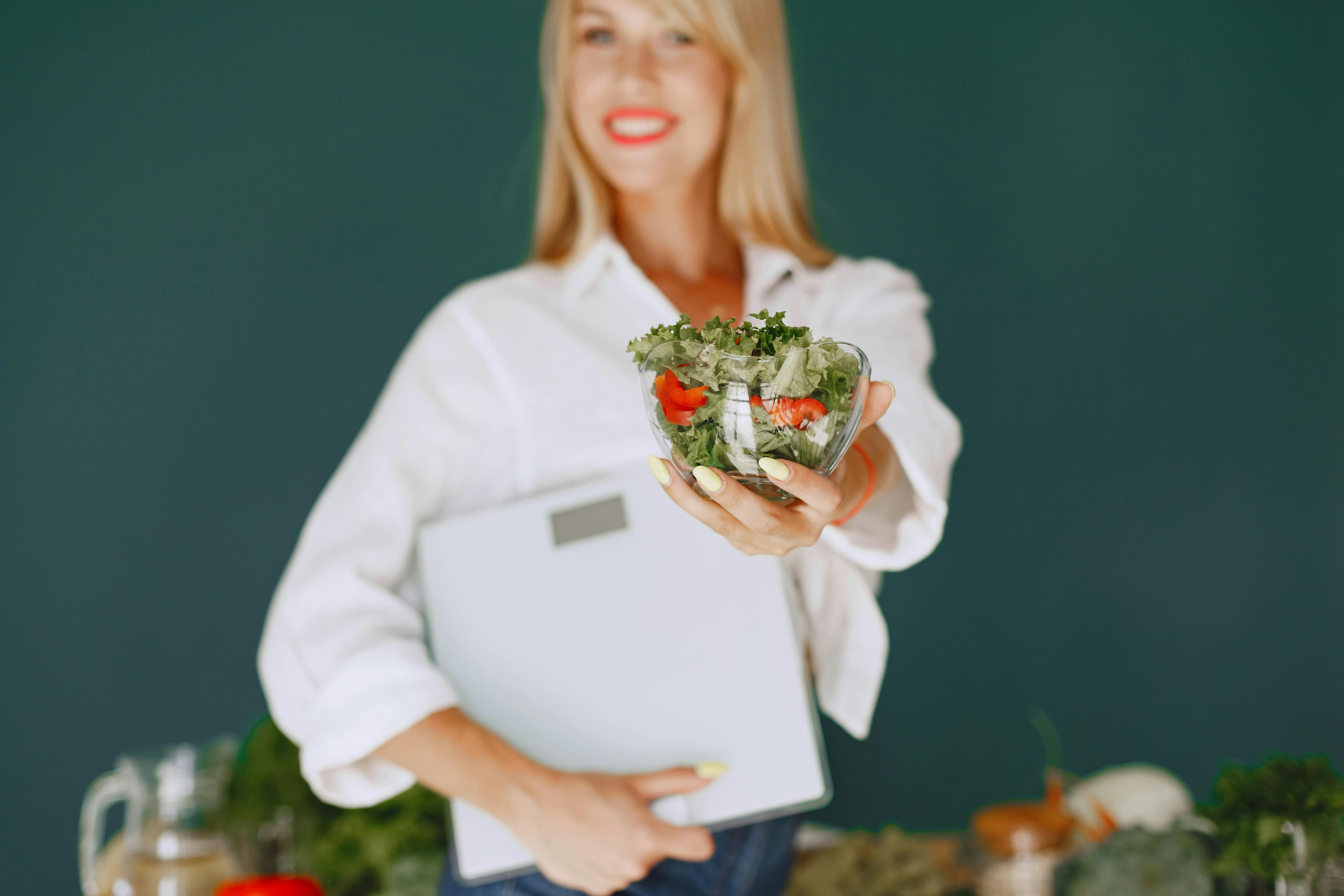 Nutricionista com pacientes engajados